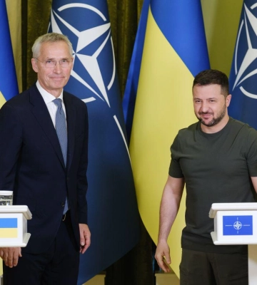 От многовекторности Кучмы до заявки на вступление: как Украина шла в НАТО От многовекторности Кучмы до заявки на вступление: как Украина шла в НАТО
