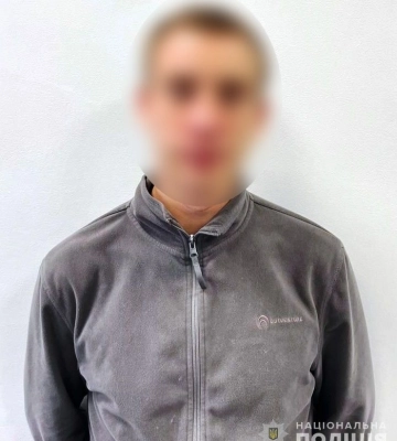 У Вінниці оперативно розшукали грабіжника, який поцупив гроші з каси закладу швидкого харчування 