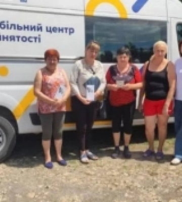У громадах Бериславщини продовжують роботу мобільні центри зайнятості