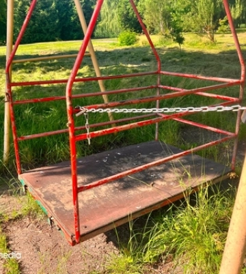 Чому у луцькому парку закритий майданчик для дітей з інвалідністю