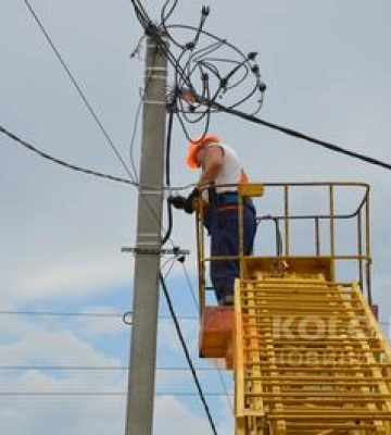 Через негоду на Полтавщині без світла перебувають понад 7 тисяч споживачів