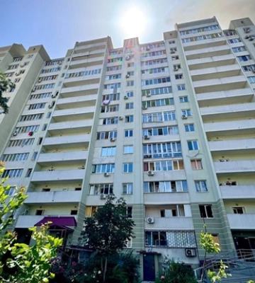 Удар по Одессе: повреждены 70 квартир в двух домах