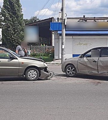 У Сумах зіткнулися Хюндай і Ланос