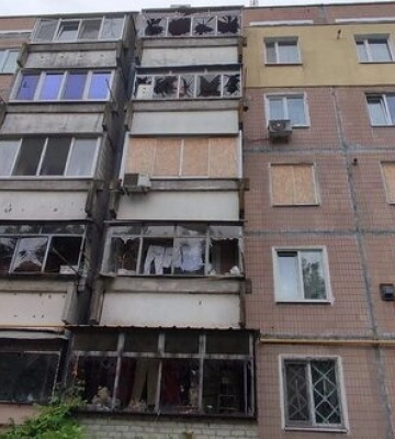 Кількість постраждалих внаслідок російського удару по Нікополю зросла до чотирьох. ФОТОрепортаж