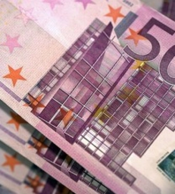 Помощь в 27 млрд евро – Украина подписала кредитное соглашение к Ukraine Facility