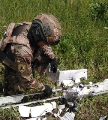 На Сумщині поліцейські знешкодили російський дрон, що не вибухнув
