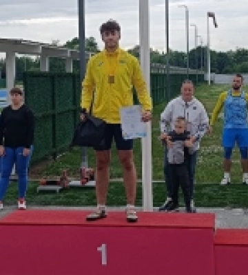 Артем Черкашин і Євген Літвін повторили медальний успіх на Командному чемпіонаті України з легкої атлетики серед юніорів