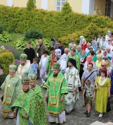 У громаді на Волині на Зелені свята збирали гроші на ЗСУ