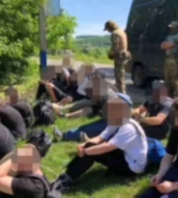 На Одещині ДБР завадило спробі переправити сотню ухилянтів через державний кордон