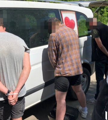 Сотню ухилянтів хотіли переправити у Молдову: викрито масштабну схему на Одещині, - ДБР. ВІДЕО+ФОТОрепортаж