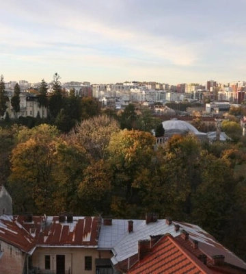 Митрополичі Сади у Львові, які намагався відсудити Держспецзв’язок, повернули УГКЦ