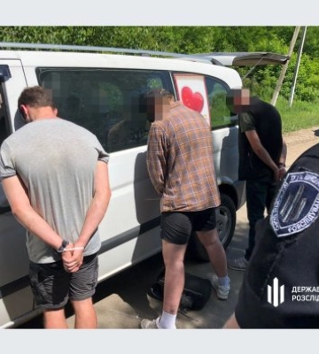 $1 млн за 100 ухилянтів: на Одещині завадили незаконній спробі перетину через кордон та викрили організатора схеми