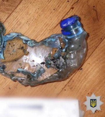 В Киевской области женщина облила сына легковоспламеняющейся жидкостью и подожгла