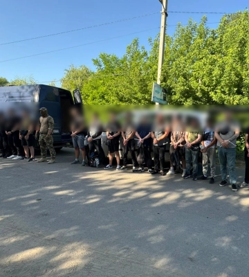 На Одещині ДБР завадило спробі переправити сотню ухилянтів через державний кордон