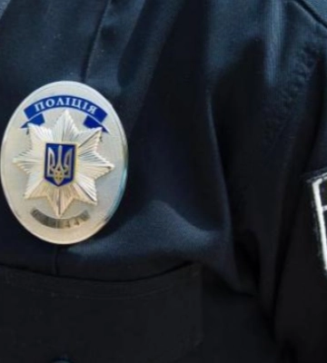 На Волині п&#039;яний мотоцикліст закинув 200 доларів у авто «шерифа» 
