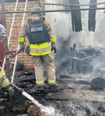 Протягом дня росіяни били по Нікопольщині дронами-камікадзе й артилерією: Пошкоджено будинки, газогони та ЛЕП. ФОТОрепортаж