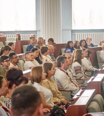Переможці міжнародного, всеукраїнський конкурсів: школярів Черкащини відзначили за здобутки