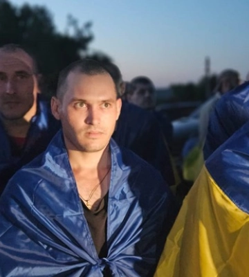 Україна провела обмін полоненими з Росією — додому повернулись 90 українців