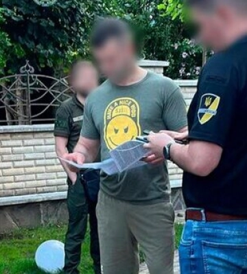 Меру Мукачева Балозі та голові Мукачівської райради Ланю повідомлено про підозру у справі про продаж землі за безцінь, - САП