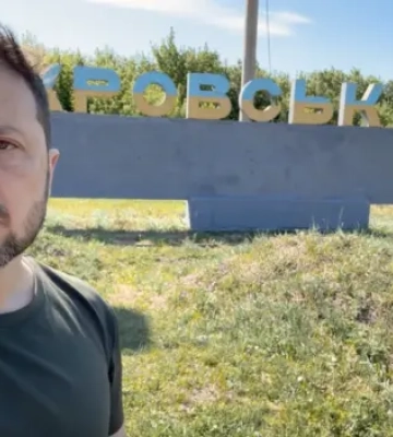 Зеленский из Донбасса пригрозил чиновникам в Киеве возможными увольнениями