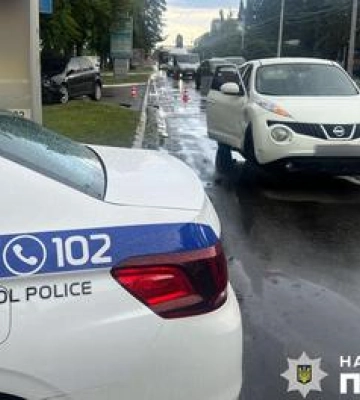 У Кременчуці стались дві аварії за участі автомобілів