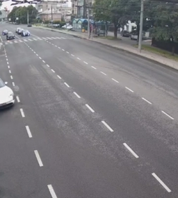 У Луцьку водій Porsche цинічно дрифтував на перехресті (відео)