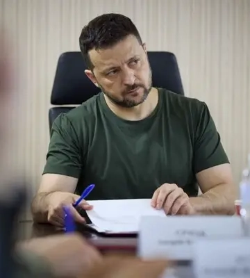 Розбудова ліній оборони, укомплектування бригад та ситуація на фронті: Зеленський на Донеччині провів нараду