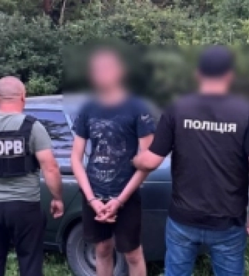 На Одещині батька з сином викрили під час отримання грошей за незаконне переправлення за кордон
