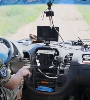 З Лиманської громади «Білі янголи» евакуювали дві родини з дітьми