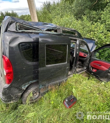 У Луцьку п'яний водій Renault врізався у маршрутку