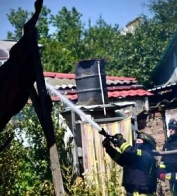 На Херсонщине вражеский БпЛА пытался сбросить взрывчатку на спасателей