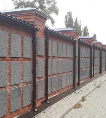 Будівництво у Полтаві колумбарію та благодійний матч— головне за 26 червня