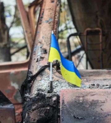 Российские военные сбросили взрывчатку с дрона на людей в Херсоне: пострадали дети