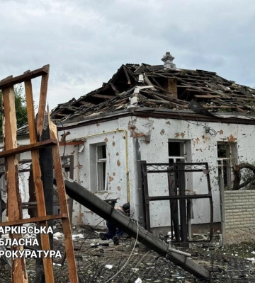 Кількість постраждалих внаслідок ворожого обстрілу Дергачів зросла до 12