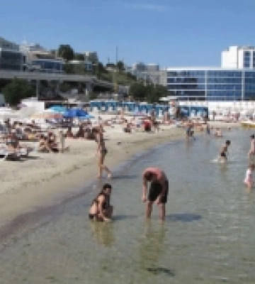 Більше норми: у морській воді на чотирьох пляжах Одеси виявили кишкову паличку
