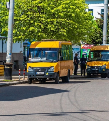 У Полтаві під час загальнонаціональної хвилини мовчання зупинятимуть громадський транспорт: відколи