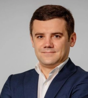 Що сталося з дівчиною, яку російські блогери здали «на підвал» за українську мову