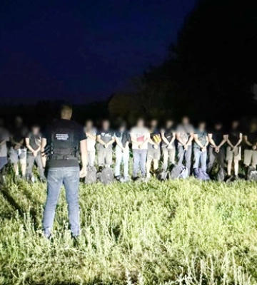 На кордоні в Одеській області затримали 24 ухилянтів, які намагалися втекти до Молдови за 300 тисяч євро