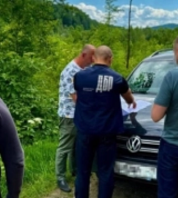 За допущення незаконних рубок зі збитками у понад 1,4 млн грн на Закарпатті судитимуть лісничого