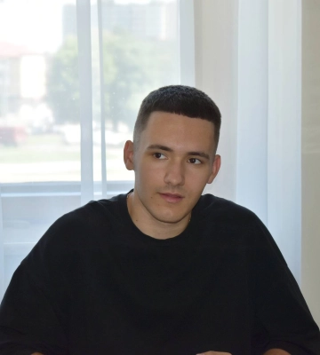 Юрій Погуляйко вручив обласну відзнаку YAKTAKу 