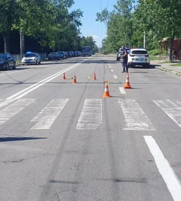 Водій BMW збив 10-річного хлопчика на пішохідному переході в Києві. Чоловіку повідомили про підозру