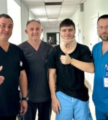 Львівські медики «поставили на ноги» 18-річного хлопця, який пошкодив спинний мозок