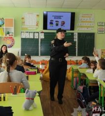 У школах Полтавщини з’явиться поліцейська варта безпеки