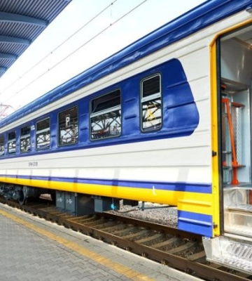 У Києві протестувальники частково заблокували проїзд до Центрального залізничного вокзалу