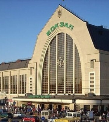 &quot;Укрзалізниця&quot; попередила про блокування руху поблизу центрального вокзалу Києва