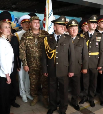 Свідомий вибір майбутнього: в Запоріжжі випустили 51 учня ліцею «Захисник»