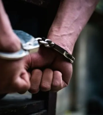 Зарезал дочь и пытался убить сына: житель Киевщины осужден на 15 лет