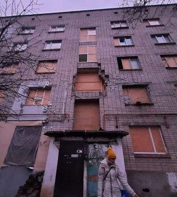 У Миколаєві підрядник відмовився виконувати капремонт будинку: «Замазав шви і договір розірвали»
