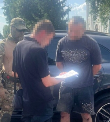 У Мукачеві затримали організатора підриву майна депутата Закарпатської обласної ради