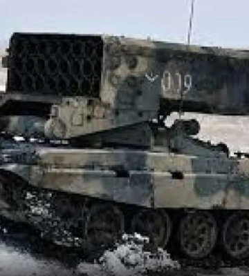 Путінська армія РФ &quot;Сонцепеком&quot; спалює Часів Яр і &quot;Женевську конвенцію&quot;: 24-й ОМБР показала ВІДЕО